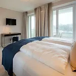 Duenenresidenz Prora - Ferienwohnung Mit Meerblick, 3 Schlafzimmern, Balkon Und Sauna Np-306